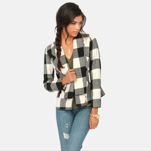 BB Dakota by Jack Campton Plaid Print Wrap Coat Jacket Size Small - Picture 3 of 16